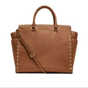 Michael Kors Large Selma studded tote purse